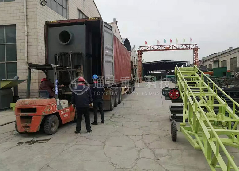 出口智利對(duì)輥擠壓造粒機(jī) 出口智利對(duì)輥擠壓造粒機(jī)